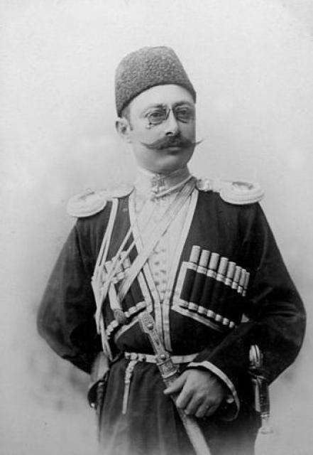Азад-бек Везиров