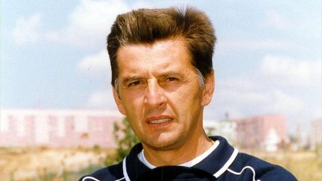 Борис Буняк