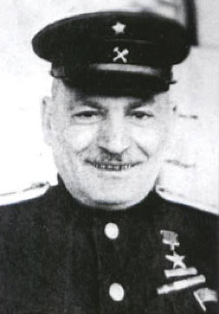 Фирудин Агаев