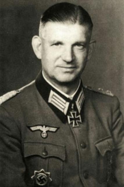 Eduard Crasemann photo Eduard Crasemann