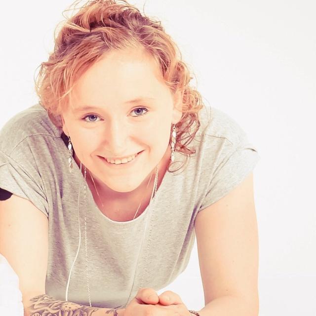 Kelly Beckers photo Kelly Beckers