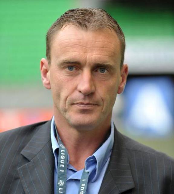 Stephane Yves