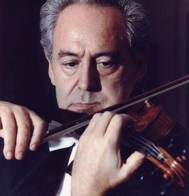 Felix Ayo