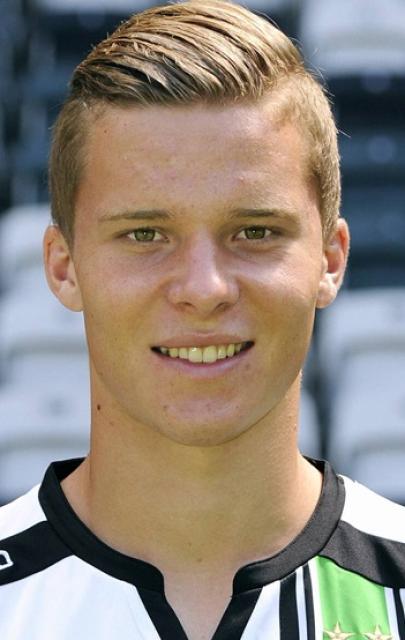 Nico Elvedi