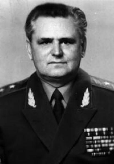 Лев Горелов