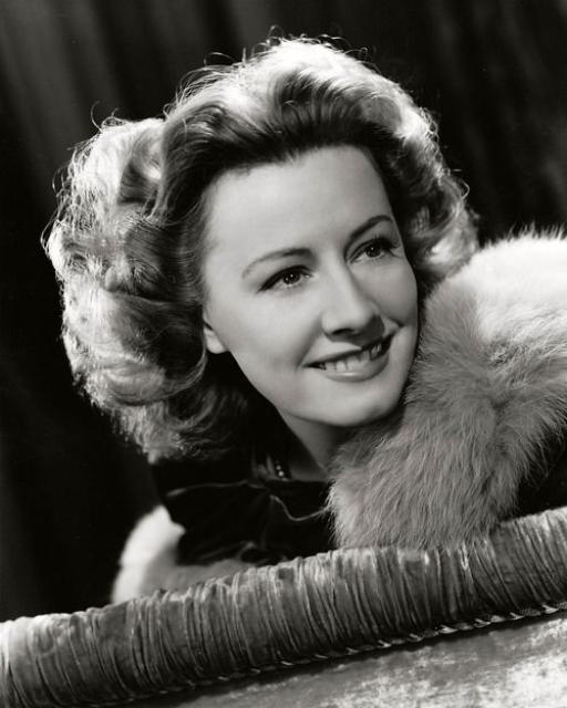 Irene Dunne biography. American actress, one of the great Hollywood ...