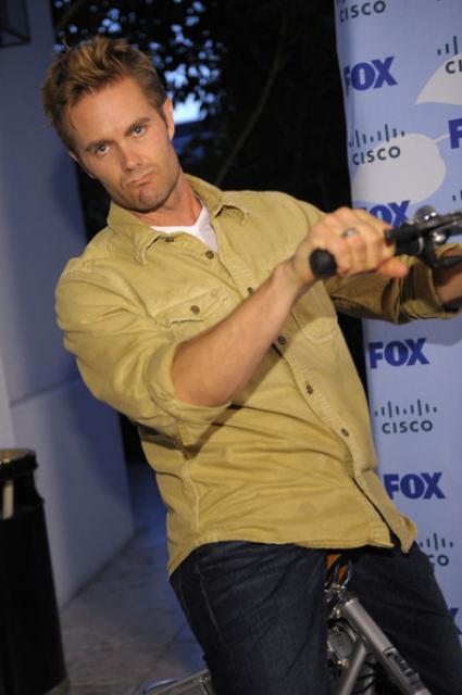 Garret Dillahunt