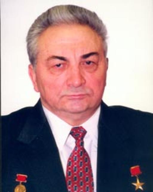 Виталий Догужиев