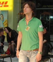  Alisher