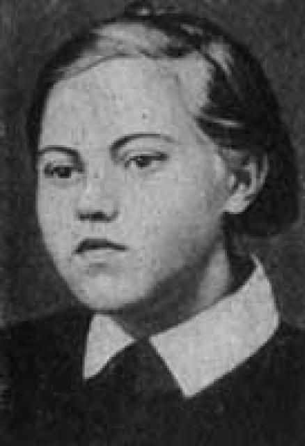Nina Kezikova