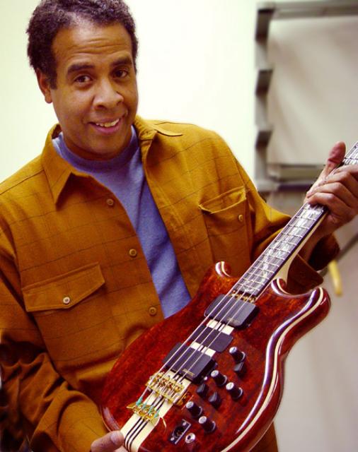 Stenli Clarke