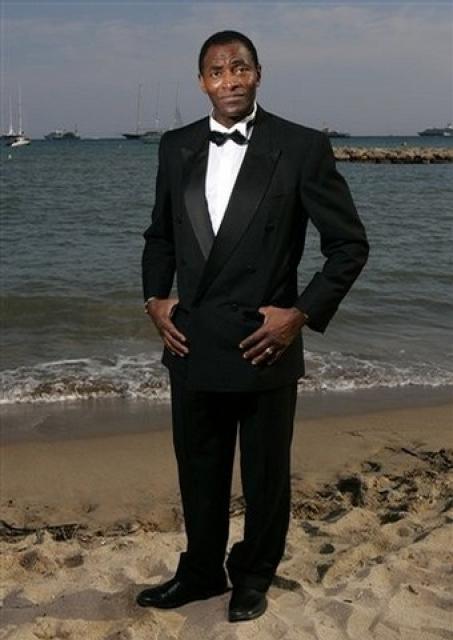 Carl Lumbly