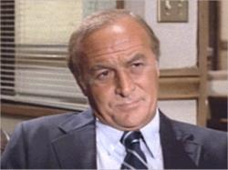 Robert Loggia