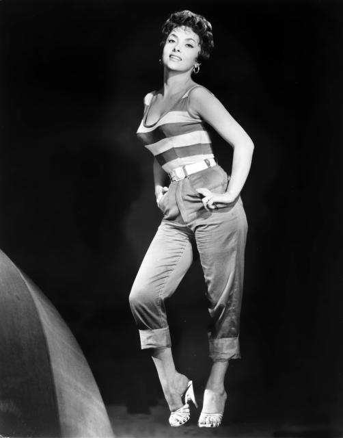 Gina Lollobrigida photo Gina Lollobrigida