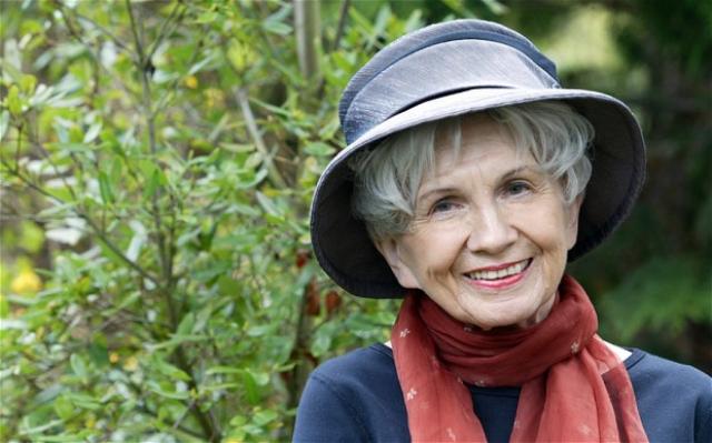 Alice Munro photo Alice Munro