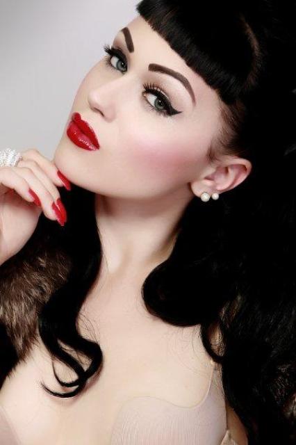 Viktoria Modesta Moskalova photo Viktoria Modesta Moskalova