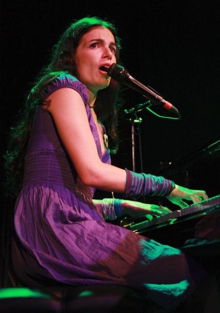 Yael Naim