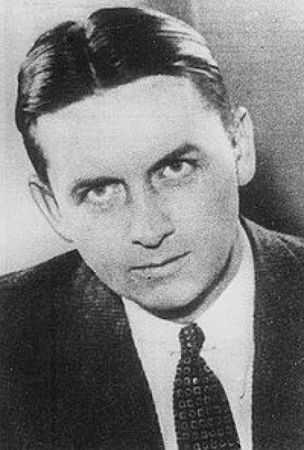 Eliot Ness photo Eliot Ness