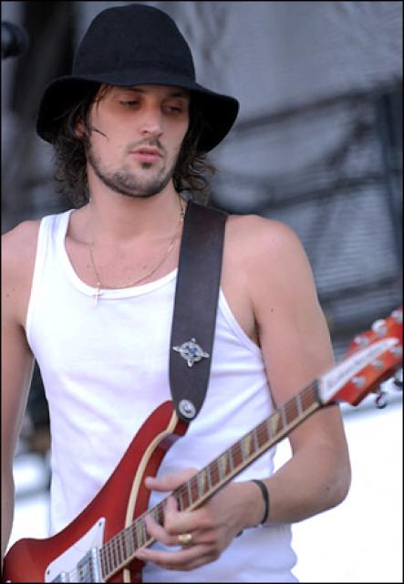 Serge Pizzorno