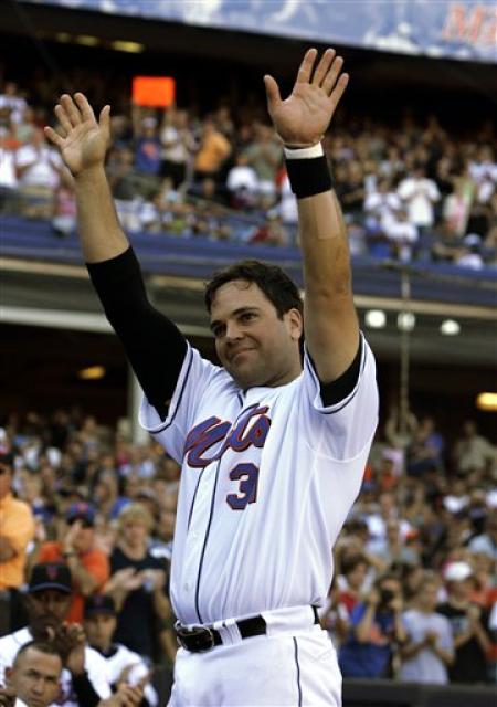 Mike Piazza photo Mike Piazza