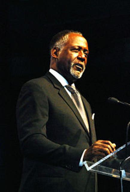 Richard Roundtree photo Richard Roundtree