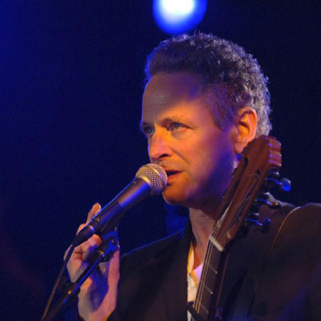 Lindsey Buckingham photo Lindsey Buckingham