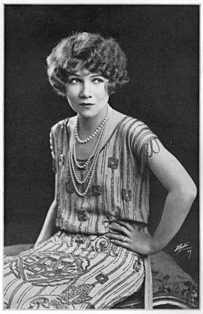 Vivienne Segal photo Vivienne Segal
