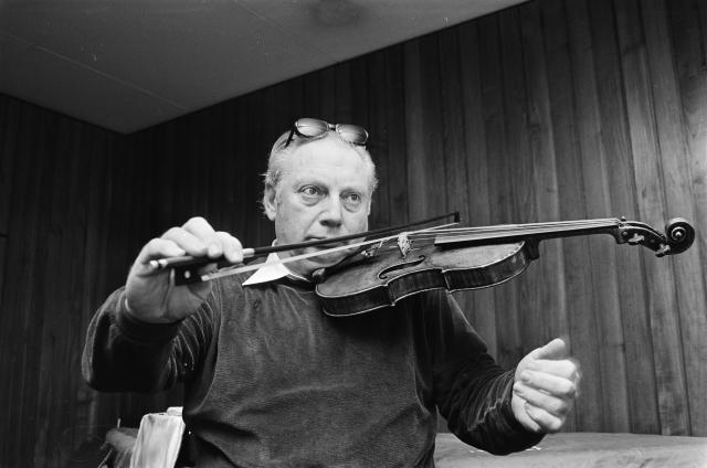 Айзек Стерн фото Айзек Стерн