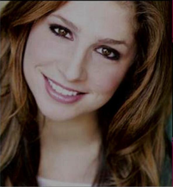 Shoshannah Stern photo Shoshannah Stern