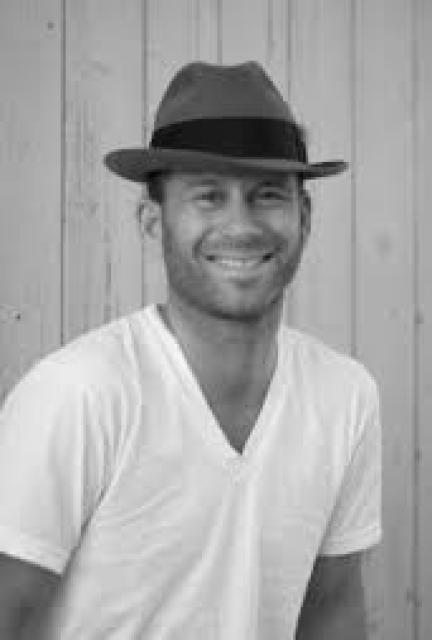 Eran Thomson photo Eran Thomson