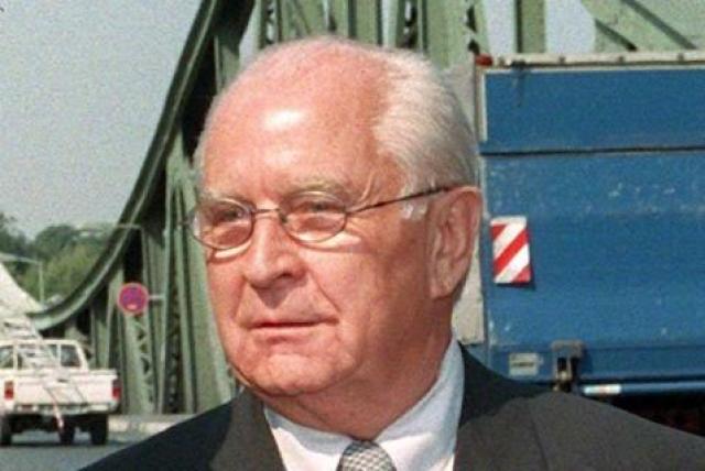 Wolfgang Vogel