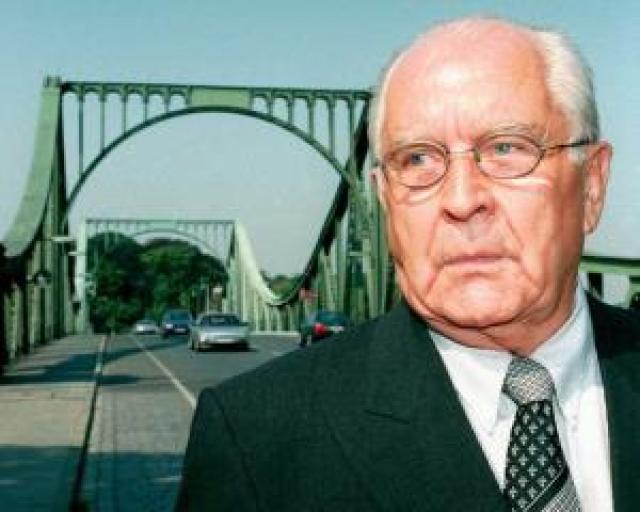 Wolfgang Vogel