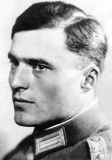 Claus Schenk Graf von Stauffenberg photo Claus Schenk Graf von Stauffenberg