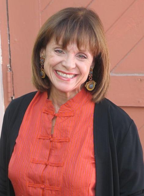Valerie Harper photo Valerie Harper