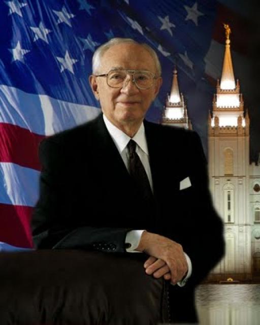 Gordon Hinckley photo Gordon Hinckley