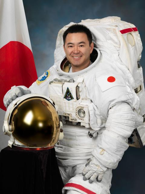 Akihito Hoshide photo Akihito Hoshide