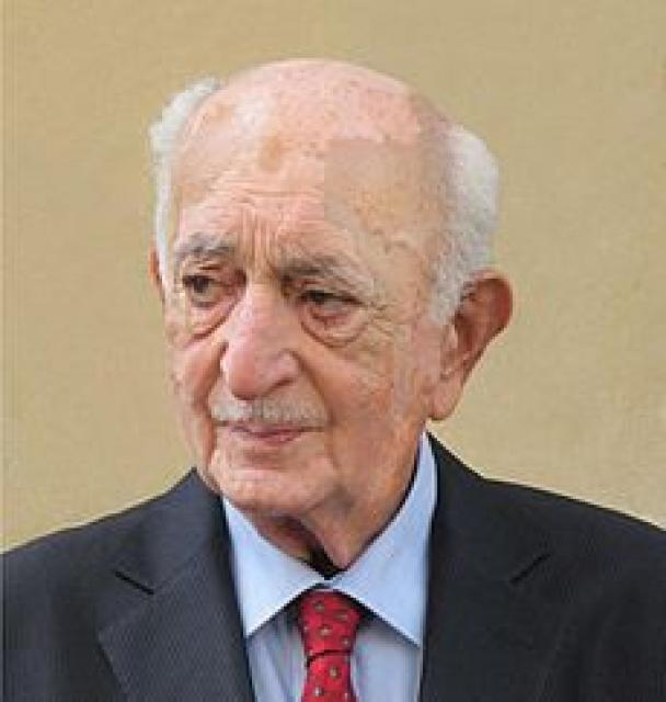 Максуд Алиев