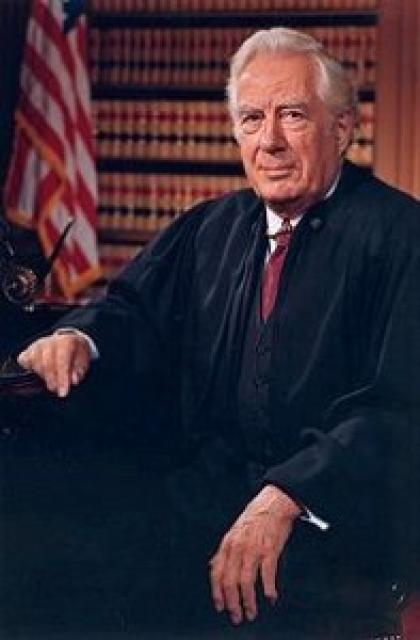 Warren Earl Burger photo Warren Earl Burger