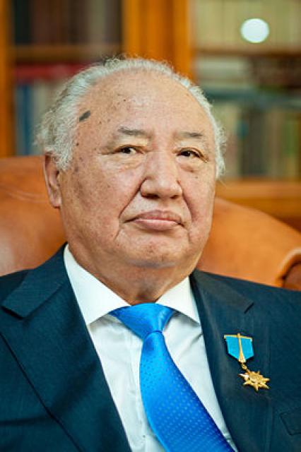 Абиш Кекилбаев фото Абиш Кекилбаев