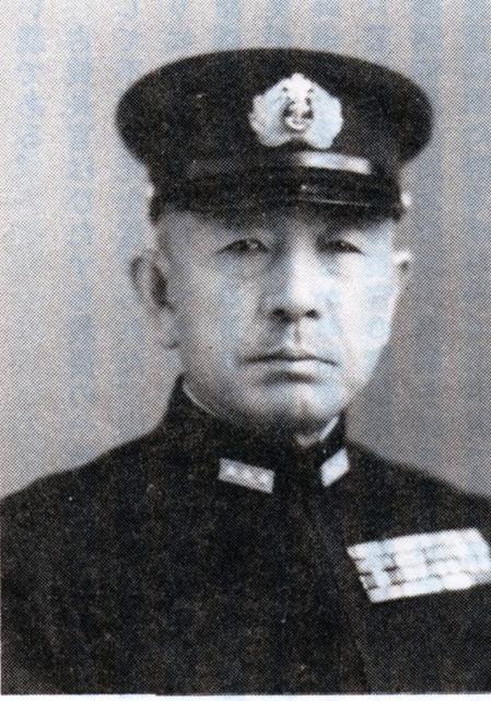 Минэити Кога