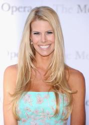 Beth Ostrosky Stern