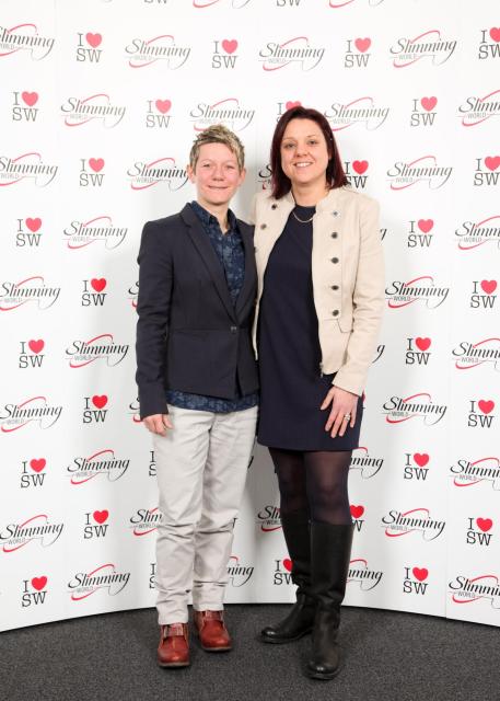 Нанетт Янг и Мелани Рамсдейл