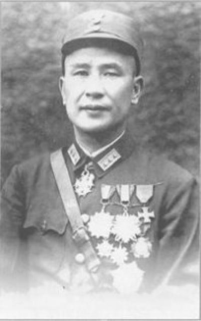 Бай Чунси фото Бай Чунси