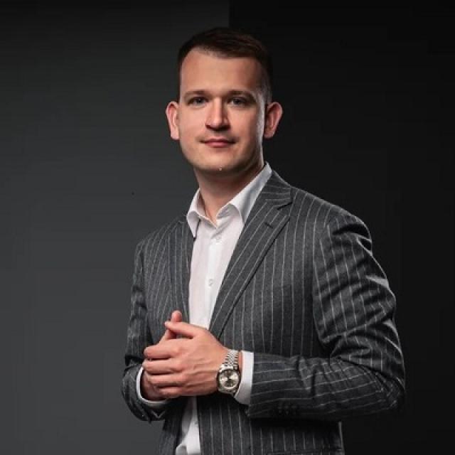 Vladislav Petlyuk photo Vladislav Petlyuk