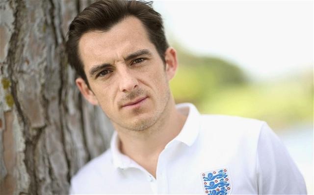 Leighton Baines photo Leighton Baines