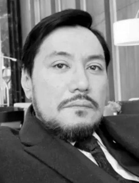 Aziz Muradilaev photo Aziz Muradilaev