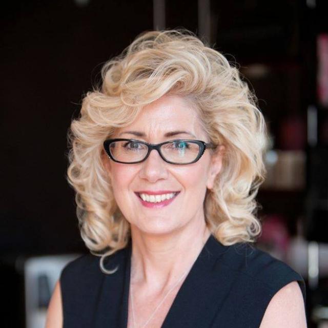 Lesley Caster