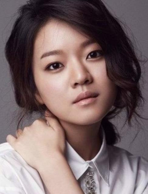 Go Ah-sung photo Go Ah-sung