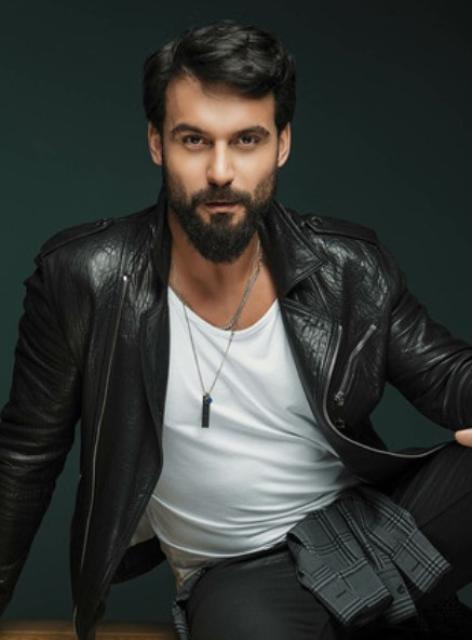 Ali Ersan Duru photo Ali Ersan Duru