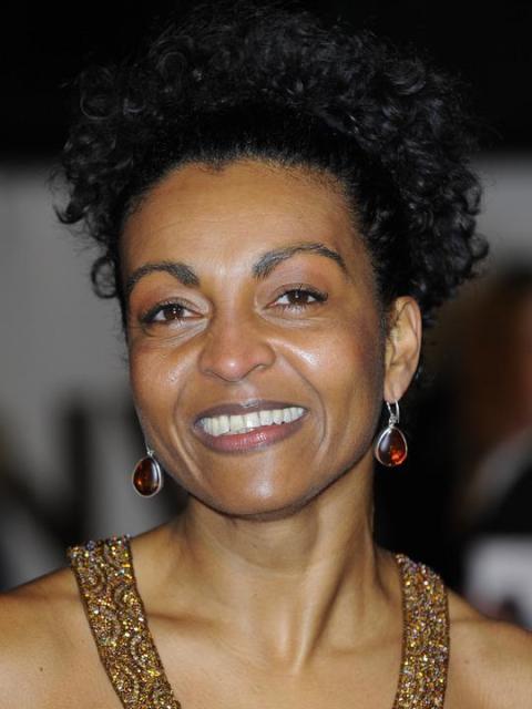 Adjoa Andoh photo Adjoa Andoh
